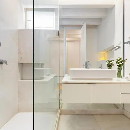 Lejlighed • Downtown • 3 Bedrooms • Balcony