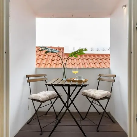 Lejlighed • Downtown • 3 Bedrooms • Balcony *