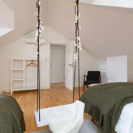 شقة • Downtown • 3 Bedrooms • Balcony